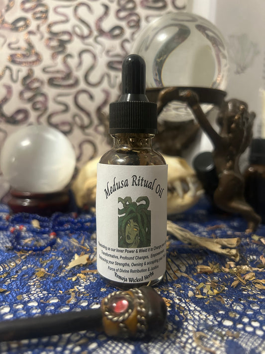 Medusa Ritual Oil